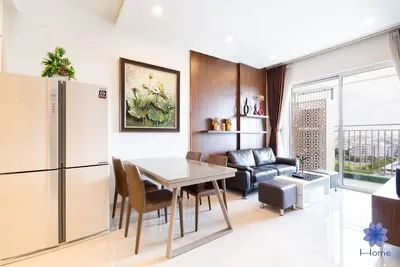 Image de Moderne et charmant 2Brs Apt avec salle de sport et piscine gratuites