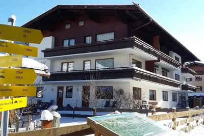 Image de Appartement moderne avec un emplacement central dans un paradis de vacances