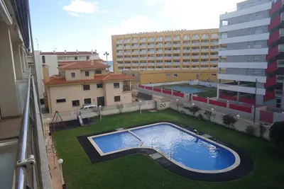P. Maritimo 3º Pta 15 * Lek