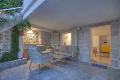 Image de Maison de designer dans un village balnéaire méditerranéen