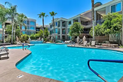 Image de Nouveau! Tempe Resort Studio près de l'Uss et du parc Papago!