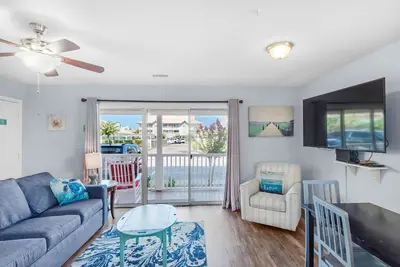 Image de ☀️St. Martin Beachwalk Villas 111���️2br- Ouvert du 3 au 5 juillet! Path 2 Beach- Pool