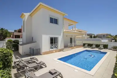 Image de Villa Maresia | 4 Chambres | Proche de la Plage | Galé