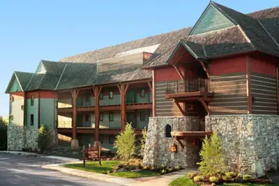 Image de Bluegreen Wilderness Club à Big Cedar, condo de 2 chambres à coucher, lodge sur le lac, table rock