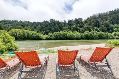 Image de Rr Yacht Club: plage privée + bains à remous + divertissement en plein air!
