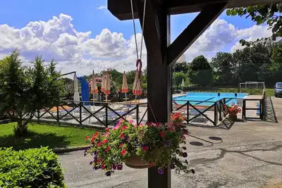 Image de Villa individuelle avec piscine privée sur les collines verdoyantes des Marches