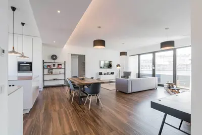 Image de Grand (150 m²), luxueux appartement pour les clients les plus exigeants