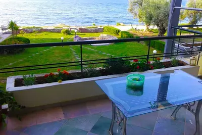 Image de Appartement ensoleillé au 1er étage en bord de mer (Mare & Monti)