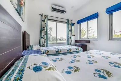 Image de Chambres Familiales Privées Confortables Côté Jardin