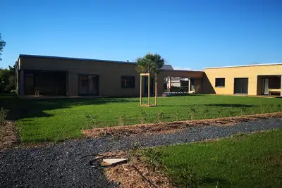 Image de Gîte avec piscine proche mer et golf 5