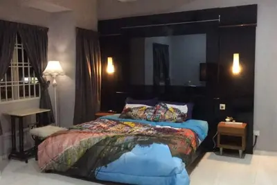 Image de Kulai 10-19Pax 5min Aeon & 10min Jpo