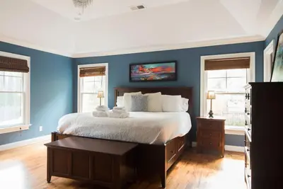 Image de Grande maison lumineuse 4 chambres à Southend