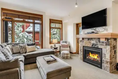 Image de 2b2b dans un excellent emplacement central au Capitol Peak Lodge