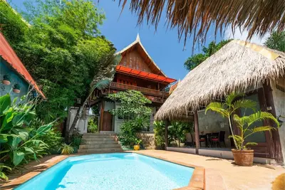 Image de Villa Ayutthaya, piscine privée près de la plage avec vue sur la mer