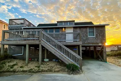 Image de Serendipity Outer Banks: Cottage semi-Oceanfront à Kitty Hawk + Dog Friendly