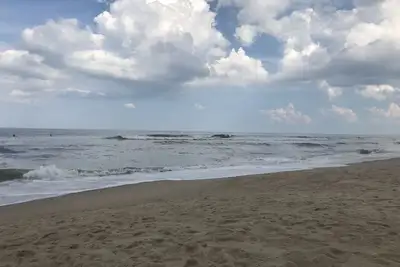 Image de 1 bloc de la plage sans traverser Atlantic Avenue!