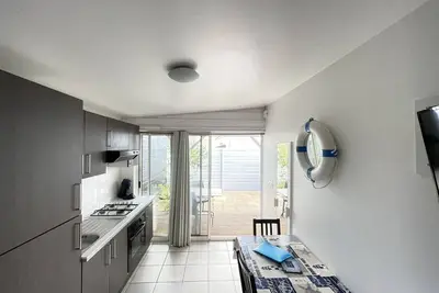 Image de Au coeur de La Flotte - Maison 2 personnes- Patio privé - Parking privé