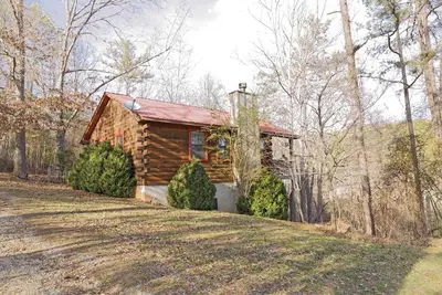Image de Cabine MacGregor dans les bois écossais