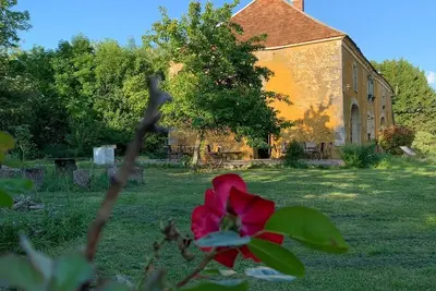 Image de Alfred et George, Le Gîte