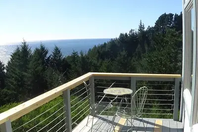 Image de Shelter Cove - La fosse du renard