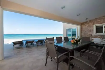 Image de 4 Bdrm Villa en bord de mer avec piscine privée / barbecue pour 10-Playacar Phase 1