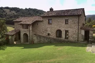 Image de Des vacances inoubliables entre nature et art. Emplacement idéal pour les familles.