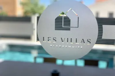 Image de « La Villa Black » 130 m2 avec piscine chauffée et jardin privatif.