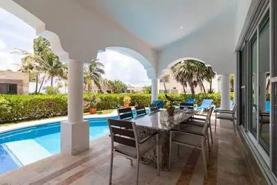 Image de 4 Bdr Ocean view house, piscine privée / barbecue pour 10! Playacar Phase 1