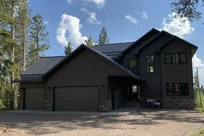 Image de Cabine nouvellement construite au coeur des Black Hills