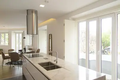 Eduardo Vii Park Great Bright Apt with Ac