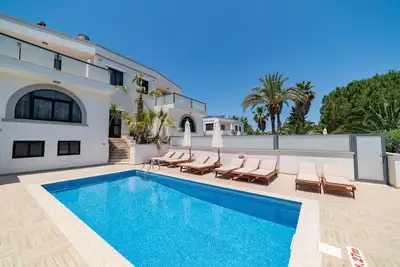 Image de Villa Gardenia - 5 bedroom Holiday Villa with Pool