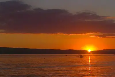 Image de Pour la famille, à 100m de la plage et du centre ville!