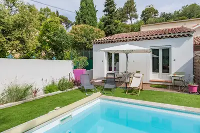 Image de Logement dans Villa Piscine Calanques Vélodrome