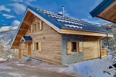 Image de Chalet traditionnel  Valloire Savoie. Vue panoramique. Proximité des Pistes.