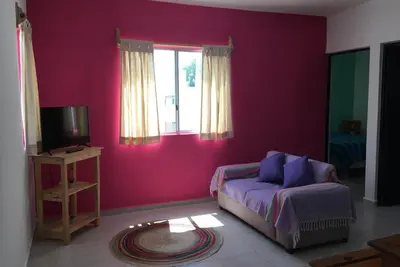 Image de Maison dans condo privé bien relié à la plage. Disponible pour location à long terme