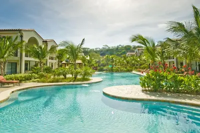 Image de Le Breeze Private Residence Club avec accès gratuit au Beach Club.