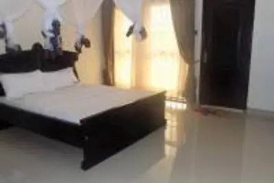 Image de 4d's Motel Najjanankumbi appt trois