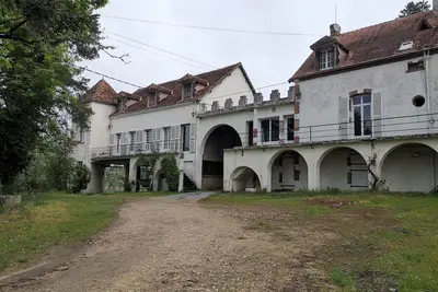 Image de Domaine garni d'étangs au cœur de la Brenne. Habitation de 400 m2.