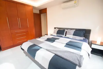 Image de Luxe, le centre de Pattaya 2 lit condo