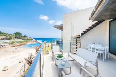 Appartement vue mer avec Ac et terrasse en attique à Cala Sant Vicenç, Pollença