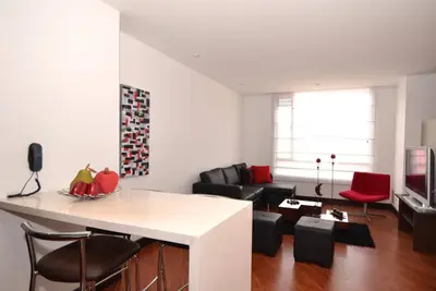 Image de Vera - 1 Br. Studio moderne avec une décoration de designer