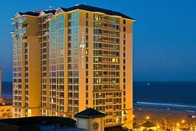 Image de Ocean Beach Club - Oceanfront 3br Penthouse Suite.