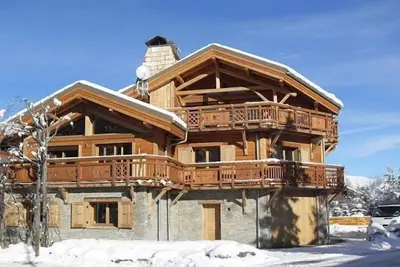 Image de Chalet de montagne proche des pistes, avec Wi-Fi Gratuit et terrasse privée