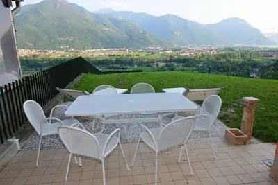 Image de Maison de vacances villa mitoyenne avec grand jardin