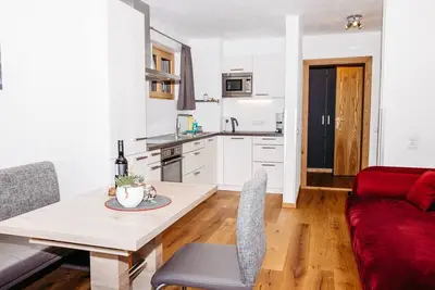 Image de Appartement Deluxe 3 personnes Hotel Admin - Apartments Kella-Egg