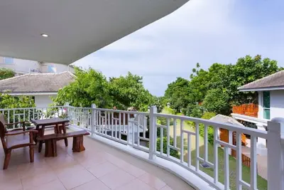 Image de Baan PooLom HH_3Bedroom Apt Garden View