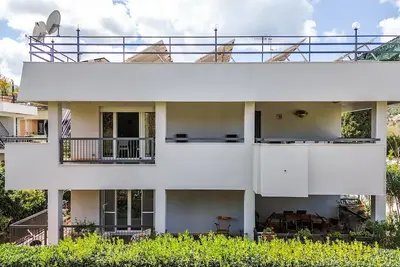 Image de La Maison De Provence - A 200 mètres de la plage - Parking - Wifi