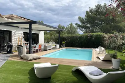 Image de Belle Et Grande Villa D'Architecte Classee 5 Etoiles, Climatisee, Piscine, 8 Pers