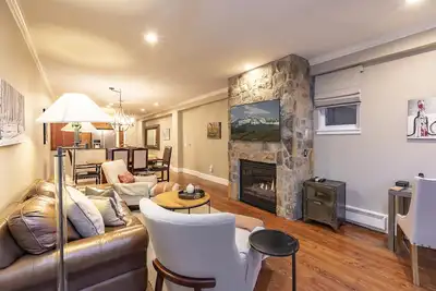 Image de River Club Privileges, Condo au rez-de-chaussée