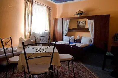 Image de Chambre Quadruple avec Douche et Toilettes - Bed & Breakfast à Kippenheim R. Müller